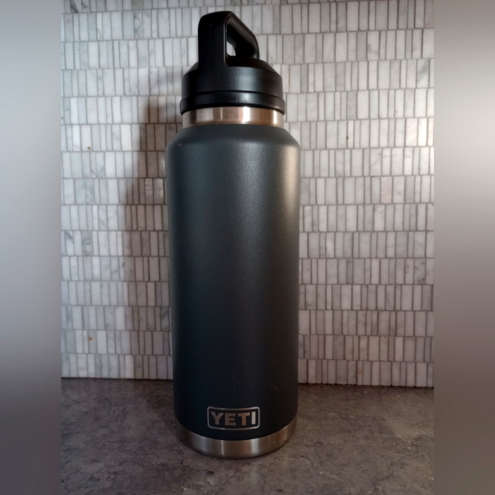 YETI charcoal Stainless Steel Water Bottle